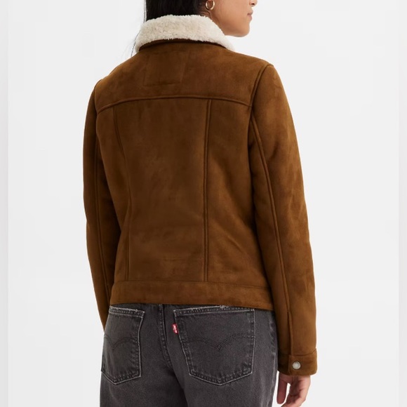 Levi’s Faux Shearling Trucker Jacket - Picture 2 of 9